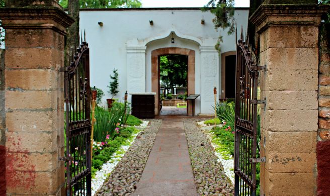 Hotel Hacienda San Cristobal Exterior