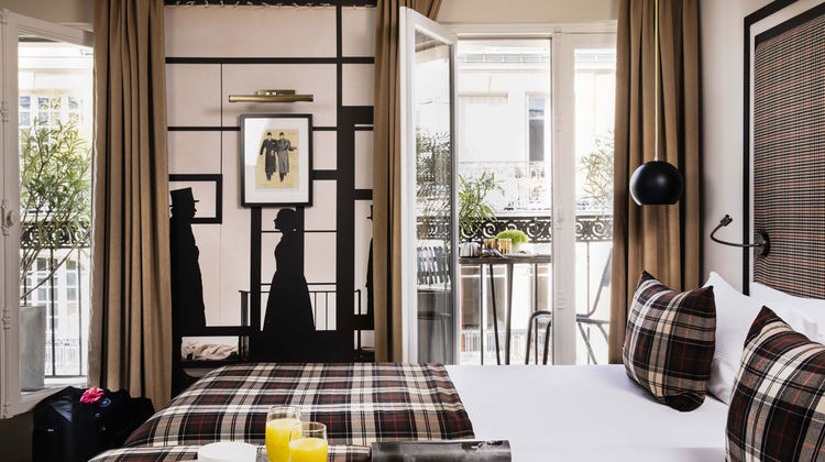 Hotel Monsieur Room