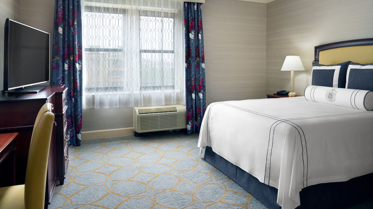 Omni Shoreham Hotel Suite