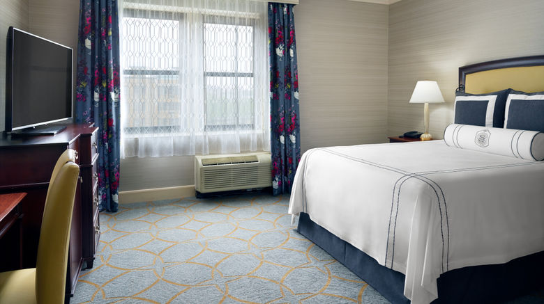 <b>Omni Shoreham Hotel Washington D.C. Suite</b>. Images powered by <a href="https://www.leonardoworldwide.com/" title="Leonardo Worldwide" target="_blank">Leonardo</a>.