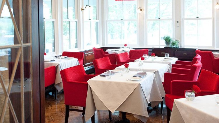 Camden Harbour Inn Restaurant
