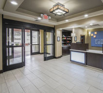 Holiday Inn Express Ashland Lobby