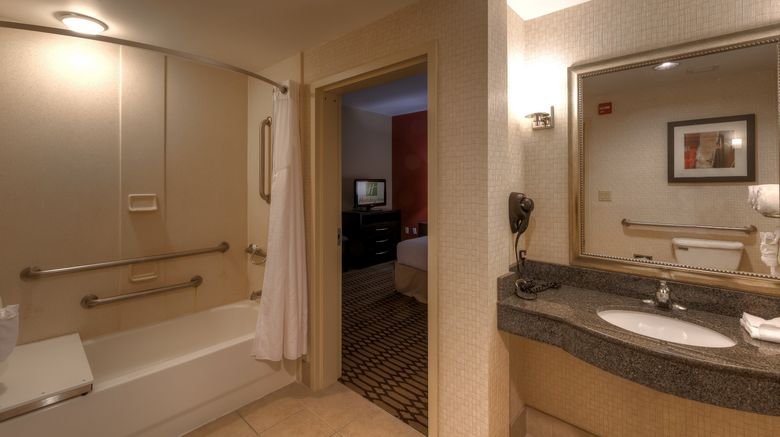 <b>Holiday Inn North Quail Springs Room</b>. Images powered by <a href="https://www.leonardoworldwide.com/" title="Leonardo Worldwide" target="_blank">Leonardo</a>.