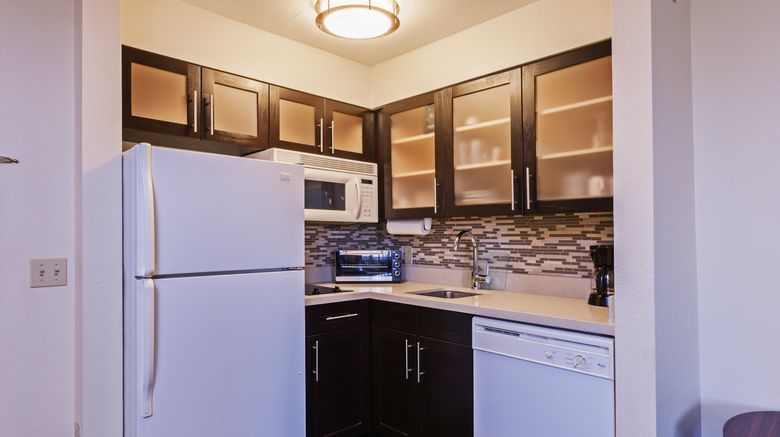 <b>Staybridge Suites Suite</b>. Images powered by <a href="https://www.leonardoworldwide.com/" title="Leonardo Worldwide" target="_blank">Leonardo</a>.