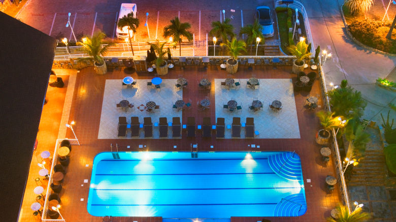 <b>Holiday Inn Airport Pool</b>. Images powered by <a href="https://www.leonardoworldwide.com/" title="Leonardo Worldwide" target="_blank">Leonardo</a>.