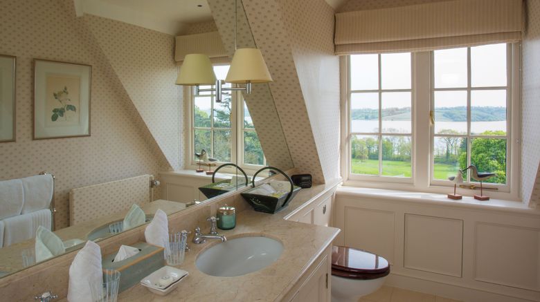 <b>Hambleton Hall Room</b>. Images powered by <a href="https://www.leonardoworldwide.com/" title="Leonardo Worldwide" target="_blank">Leonardo</a>.