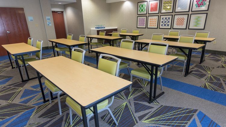 Holiday Inn Express & Suites Athens Meeting