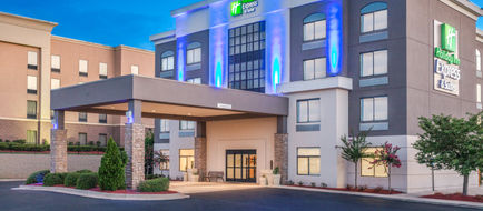 Holiday Inn Express & Suites Augusta W Exterior