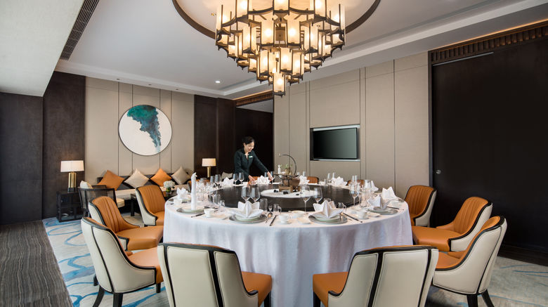 <b>Holiday Inn Zhengzhou Riverside Restaurant</b>. Images powered by <a href="https://www.leonardoworldwide.com/" title="Leonardo Worldwide" target="_blank">Leonardo</a>.