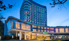 Holiday Inn Zhengzhou Riverside