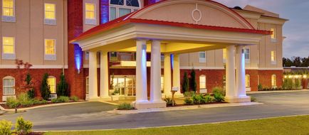 Holiday Inn Express McComb Exterior