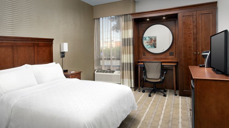 Holiday Inn Express Boston North-Woburn Room