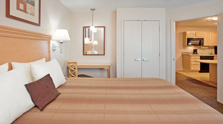 <b>Candlewood Suites Room</b>. Images powered by <a href="https://www.leonardoworldwide.com/" title="Leonardo Worldwide" target="_blank">Leonardo</a>.