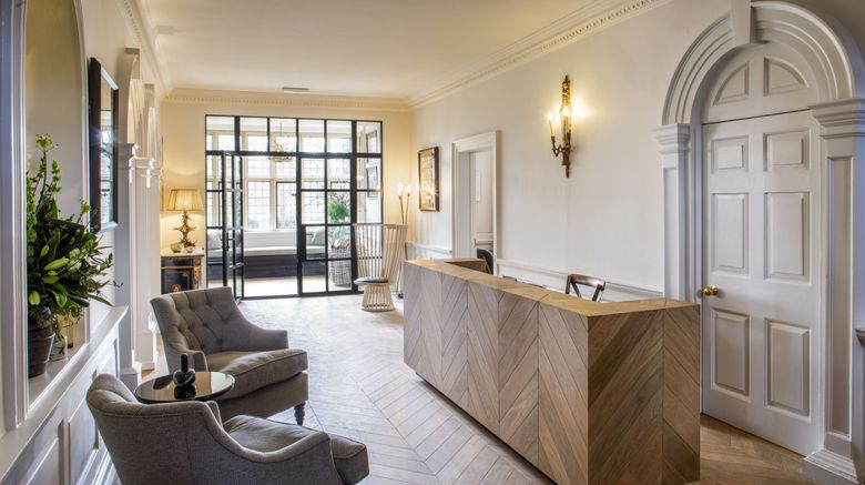 <b>Lower Slaughter Manor Lobby</b>. Images powered by <a href="https://www.leonardoworldwide.com/" title="Leonardo Worldwide" target="_blank">Leonardo</a>.