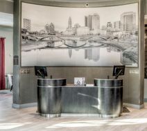 Staybridge Suites University Area OSU Lobby