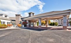 Holiday Inn Express St Ignace-Lake Front
