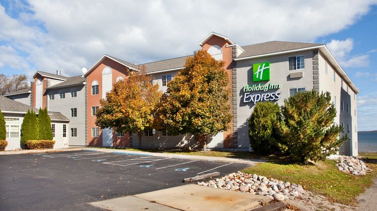 Holiday Inn Express St Ignace-Lake Front Exterior
