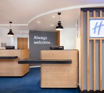 Holiday Inn Express Strathclyde Park M74 Lobby