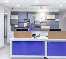 Holiday Inn Express & Suites Baton Rouge Lobby