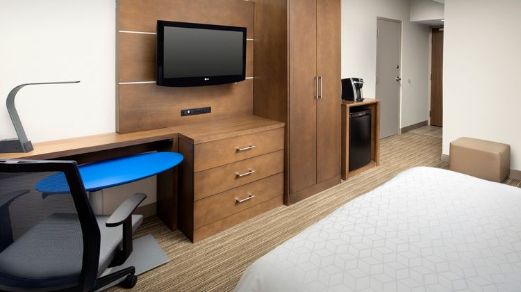 Holiday Inn Express Room