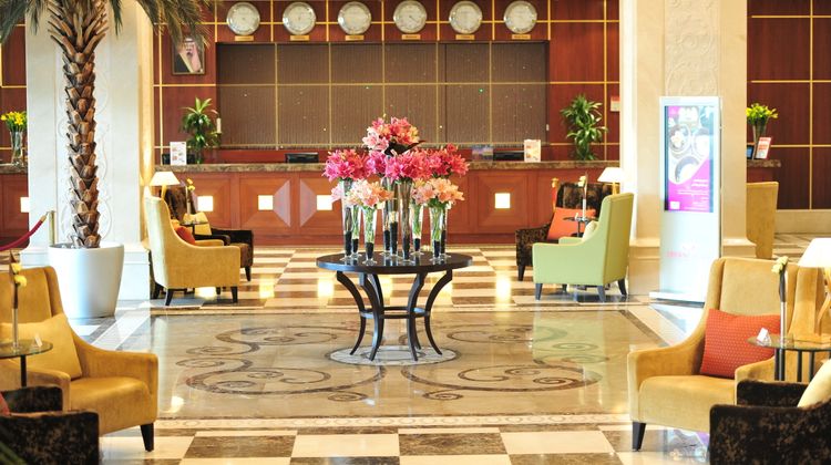 Crowne Plaza Al Khobar Lobby