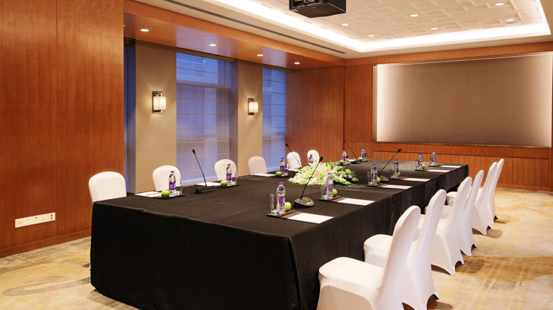 <b>HUALUXE Wuxi Taihu Hotel Meeting</b>. Images powered by <a href="https://www.leonardoworldwide.com/" title="Leonardo Worldwide" target="_blank">Leonardo</a>.