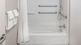 <b>Holiday Inn Express & Suites Baton Rouge Room</b>. Images powered by <a href="https://www.leonardoworldwide.com/" title="Leonardo Worldwide" target="_blank">Leonardo</a>.