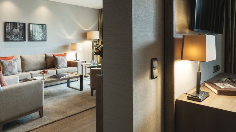 <b>Seehotel Ueberfahrt Suite</b>. Images powered by <a href="https://www.leonardoworldwide.com/" title="Leonardo Worldwide" target="_blank">Leonardo</a>.