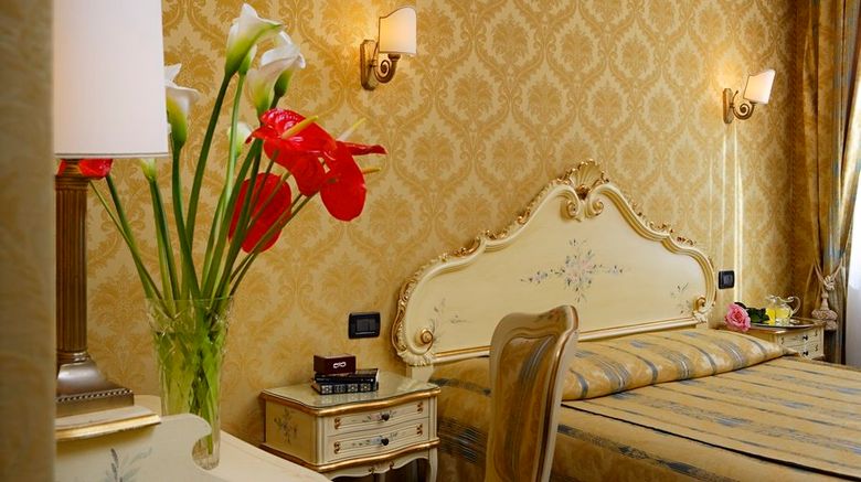 <b>Hotel Gorizia a la Valigia Room</b>. Images powered by <a href="https://www.leonardoworldwide.com/" title="Leonardo Worldwide" target="_blank">Leonardo</a>.