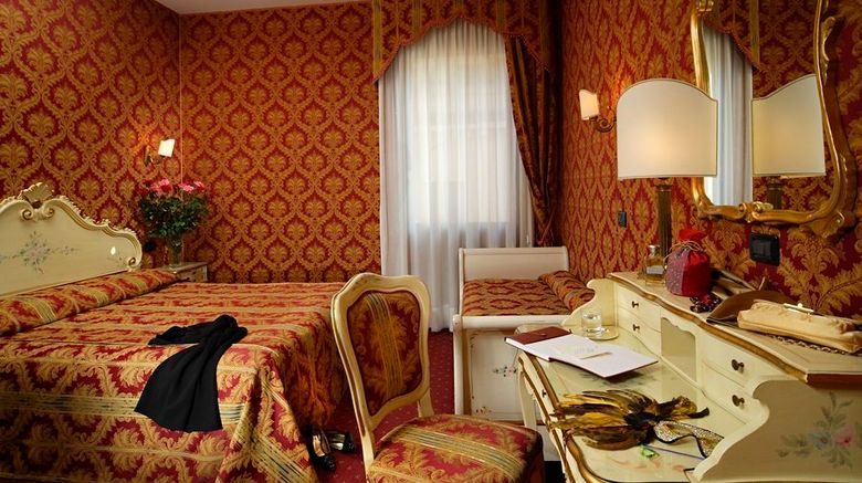 <b>Hotel Gorizia a la Valigia Room</b>. Images powered by <a href="https://www.leonardoworldwide.com/" title="Leonardo Worldwide" target="_blank">Leonardo</a>.