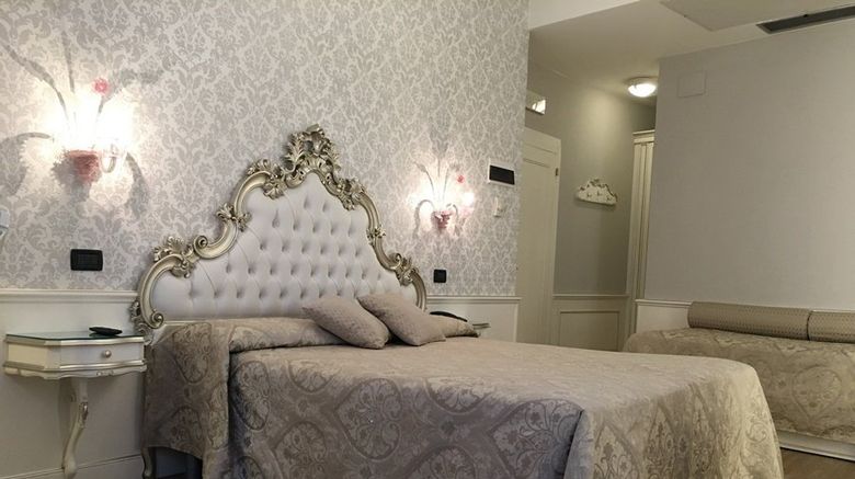 <b>Hotel Gorizia a la Valigia Room</b>. Images powered by <a href="https://www.leonardoworldwide.com/" title="Leonardo Worldwide" target="_blank">Leonardo</a>.