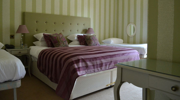 St Andrews Town Hotel Room
