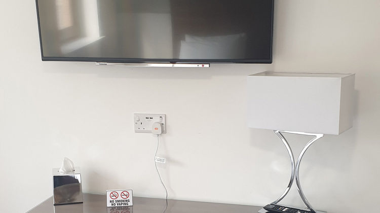 Premier Lodge Hotel Room