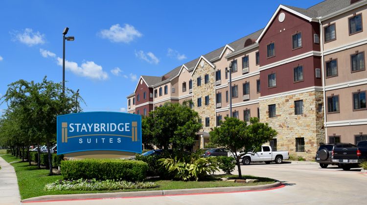 Staybridge Suites Houston Stafford Exterior