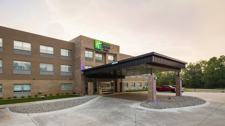 Holiday Inn Express  and  Suites Portage Exterior. Images powered by <a href="https://www.leonardoworldwide.com" target="_blank" rel="noopener">Leonardo</a>.