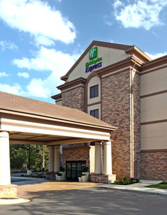 Holiday Inn Express Hotel & Sts Maumelle