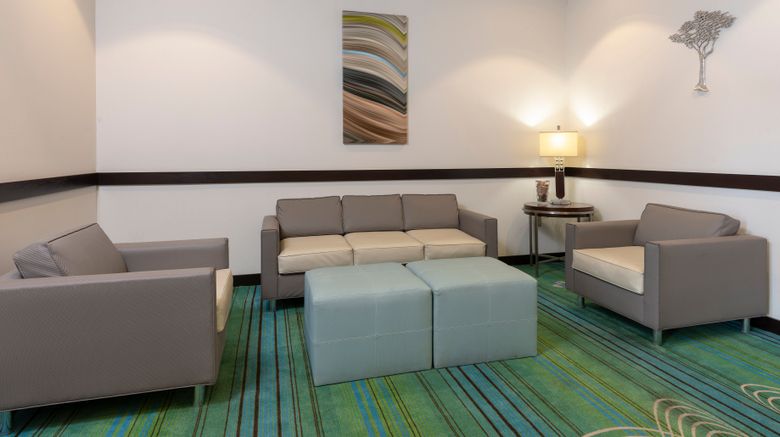 <b>Holiday Inn Express New Philadelphia Exterior</b>. Images powered by <a href="https://www.leonardoworldwide.com/" title="Leonardo Worldwide" target="_blank">Leonardo</a>.