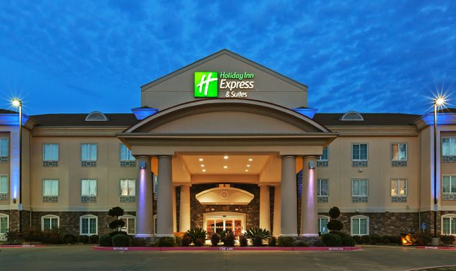 Holiday Inn Express Hotel & Suites N Exterior