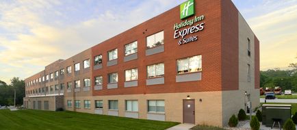 Holiday Inn Express & Suites Portage Exterior