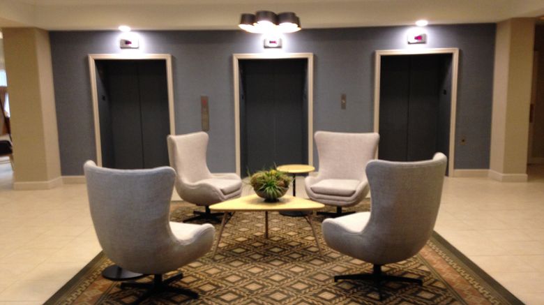 <b>Holiday Inn & Stes Pittsfield-Berkshire Lobby</b>. Images powered by <a href="https://www.leonardoworldwide.com/" title="Leonardo Worldwide" target="_blank">Leonardo</a>.
