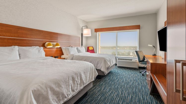 Holiday Inn Express & Suites LBV Area Room