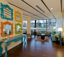 Hotel Indigo College Park Lobby
