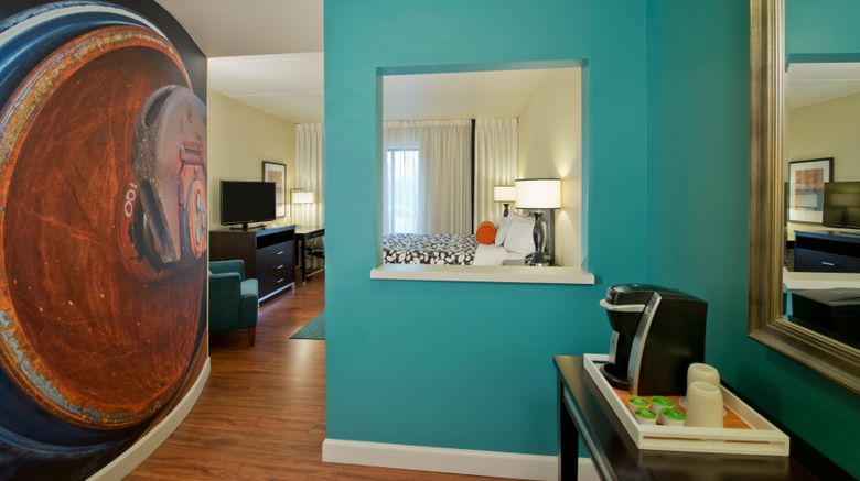 <b>Hotel Indigo College Park Room</b>. Images powered by <a href="https://www.leonardoworldwide.com/" title="Leonardo Worldwide" target="_blank">Leonardo</a>.