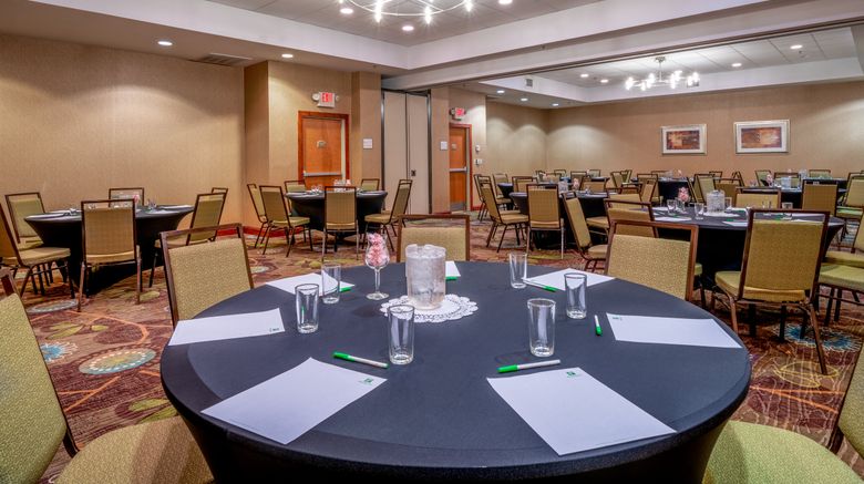 <b>Holiday Inn Battlefield Park Ballroom</b>. Images powered by <a href="https://www.leonardoworldwide.com/" title="Leonardo Worldwide" target="_blank">Leonardo</a>.