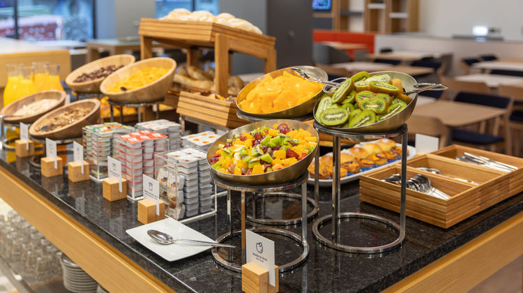 Holiday Inn Express Porto City Centre Restaurant