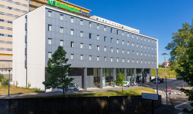 Holiday Inn Express Porto Exponor Exterior
