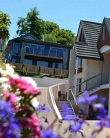 Colonial Lodge Motel