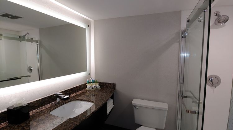 Holiday Inn Express Room