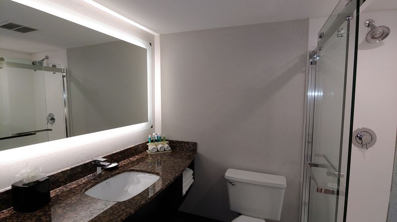 <b>Holiday Inn Express Room</b>. Images powered by <a href="https://www.leonardoworldwide.com/" title="Leonardo Worldwide" target="_blank">Leonardo</a>.
