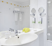 Derag Livinghotel Weissensee Room